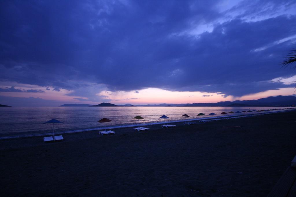 Adrian Beach Hotel Fethiye Exterior foto