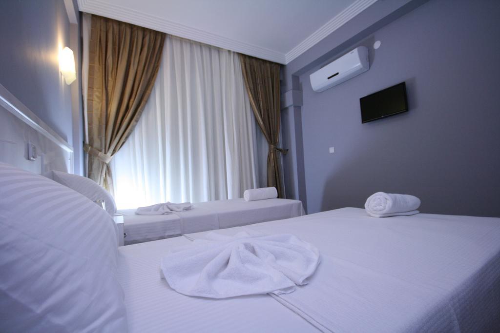 Adrian Beach Hotel Fethiye Habitación foto